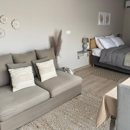 Bed and Breakfast La Petite Campagne Mane  Екстер'єр фото
